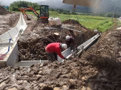 一般国道5号 仁木町 古別川橋橋台工事 8月-12